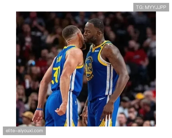 德雷蒙德·格林高效挡拆制造错位提升球队防守转换速度